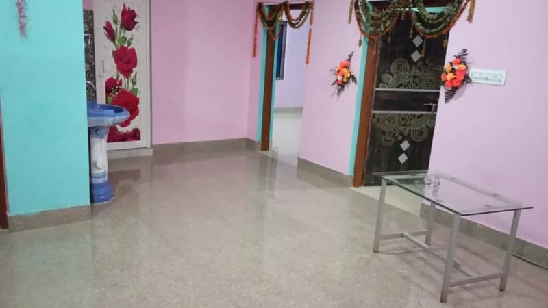 Semi furnished 2 BHK Flat for Rent in Ward 62 - photo 1 of 5