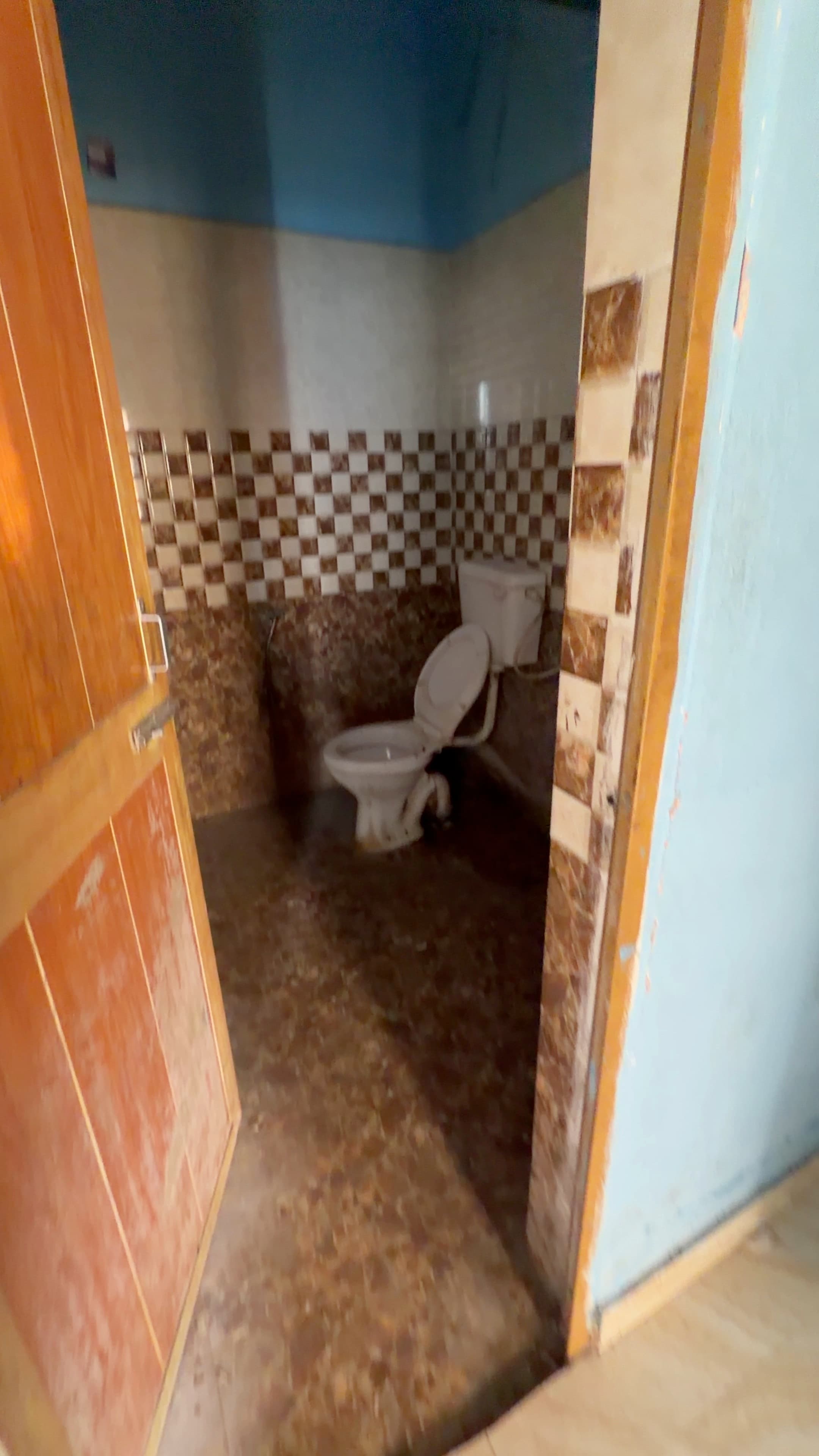 Semi furnished 2 BHK Flat for Rent in Kokar